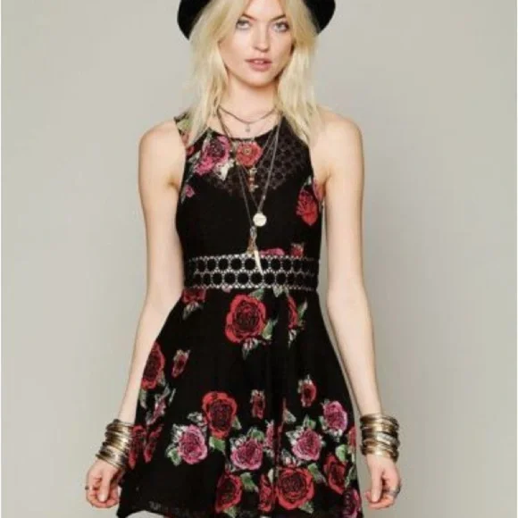 Free People Fitted with Daisies Dress Black with Roses - Picture 7 of 9